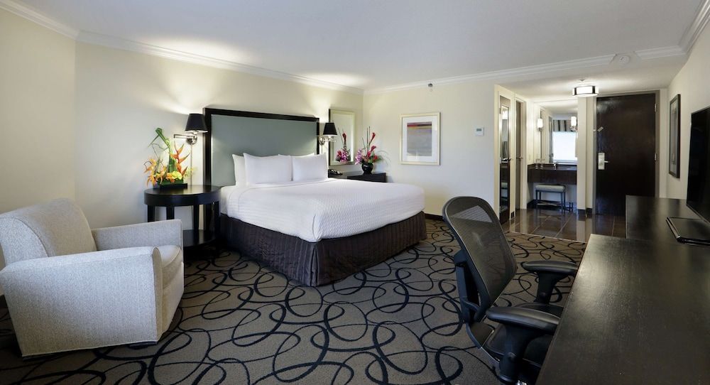 Studio Suite, 1 King Bed (Sweet)