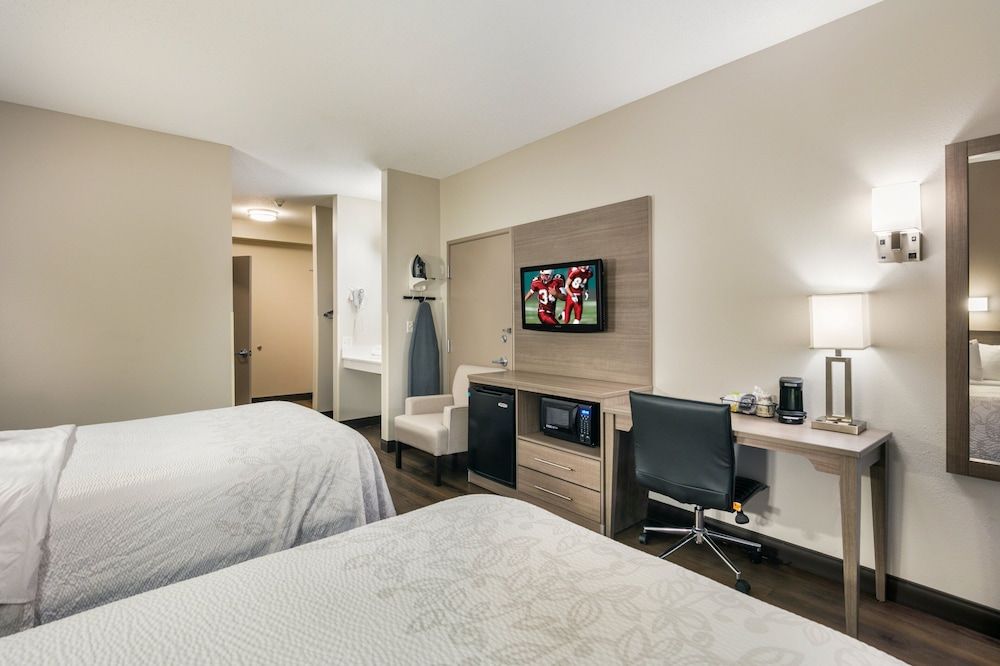 Red Roof Inn PLUS+ Boston - Logan Deluxe Room, 2 Double Beds, Accessible (Roll-In Shower, Smoke Free)