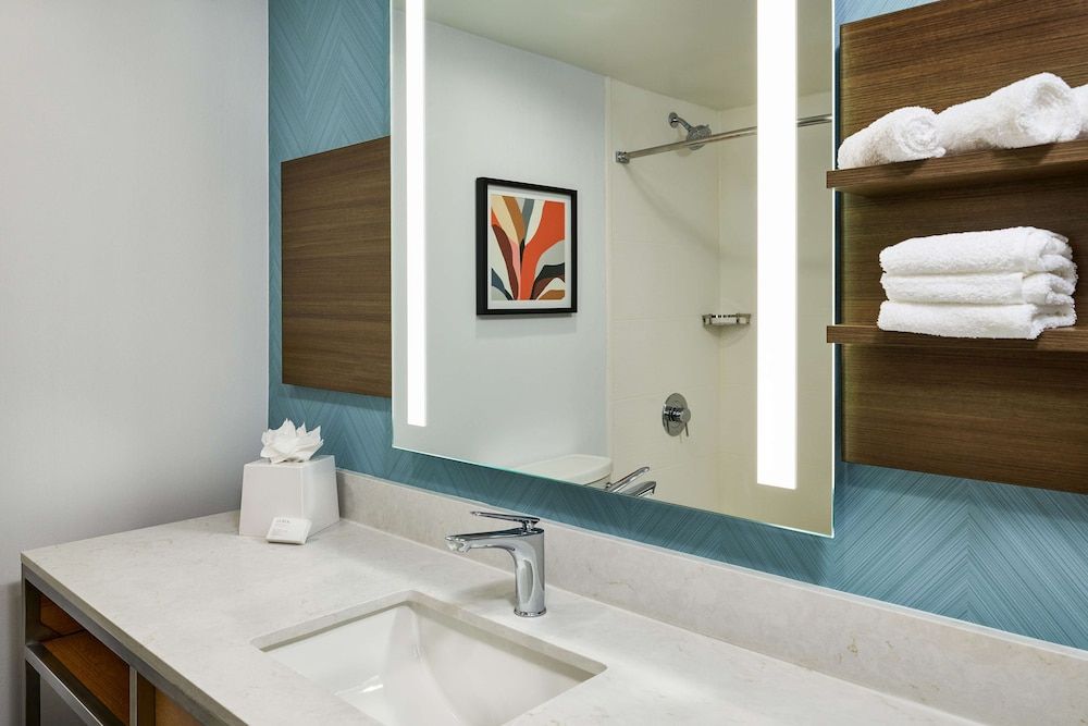 Room, 2 Queen Beds, Accessible (Hearing)