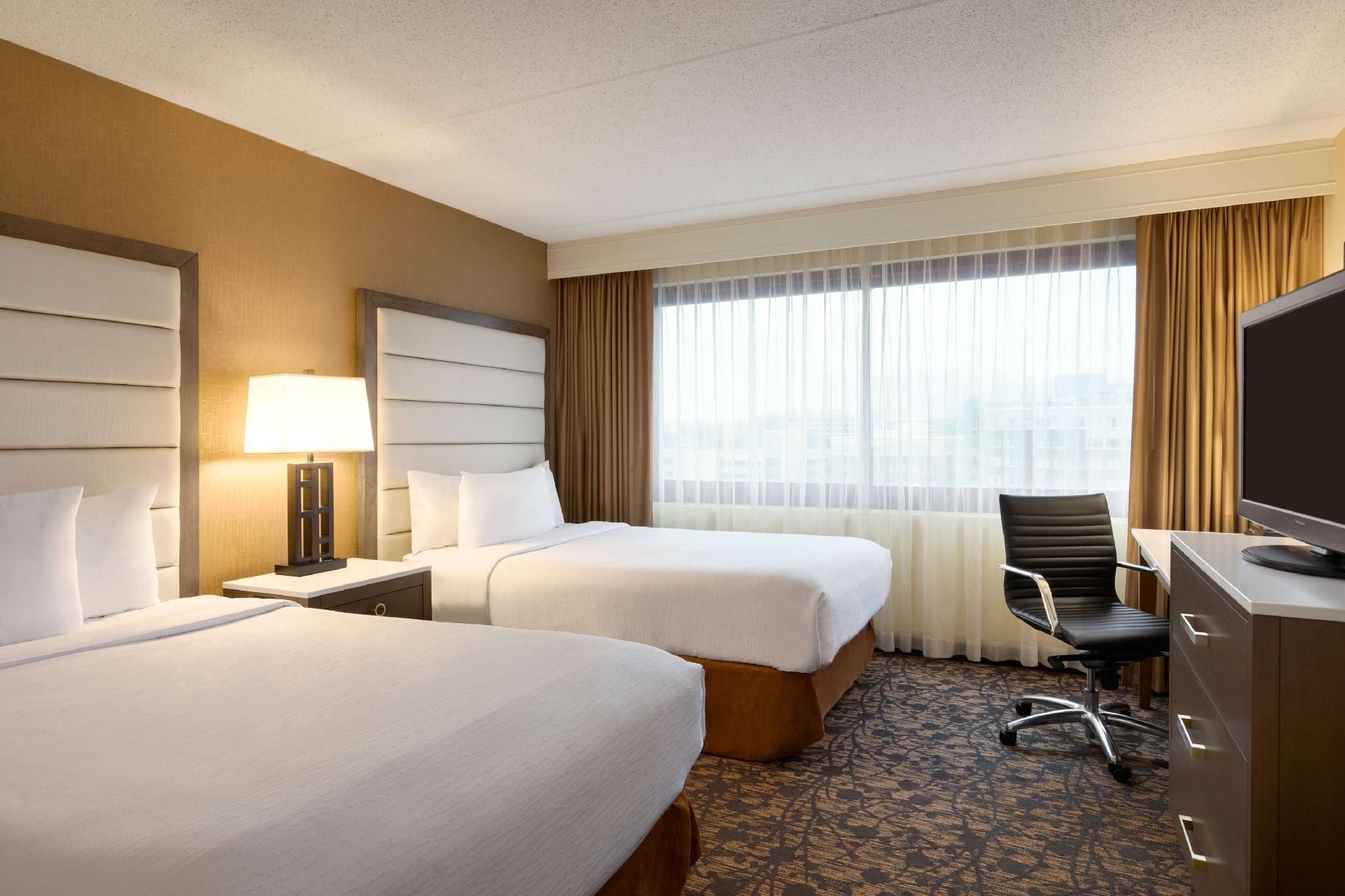 2 ROOM SUITE-2 DOUBLE BEDS-NONSMOKING