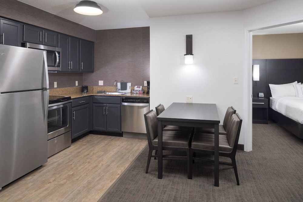 Suite, 2 Bedrooms (Hearing Accessible)