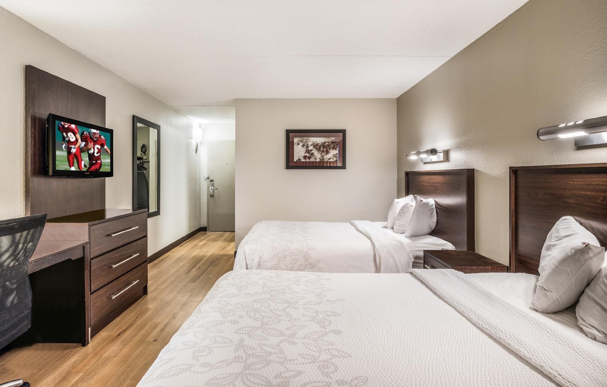 Deluxe 2 Full Beds Smoke Free