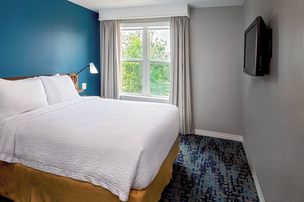 Suite, 1 Bedroom (Hearing Accessible)