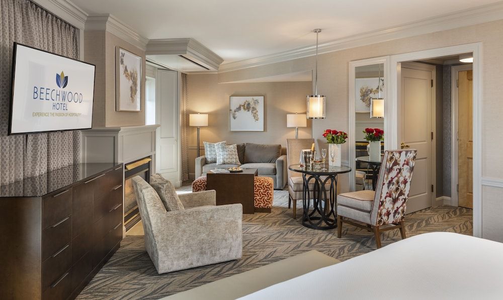 Beechwood Hotel Suite, Fireplace 6