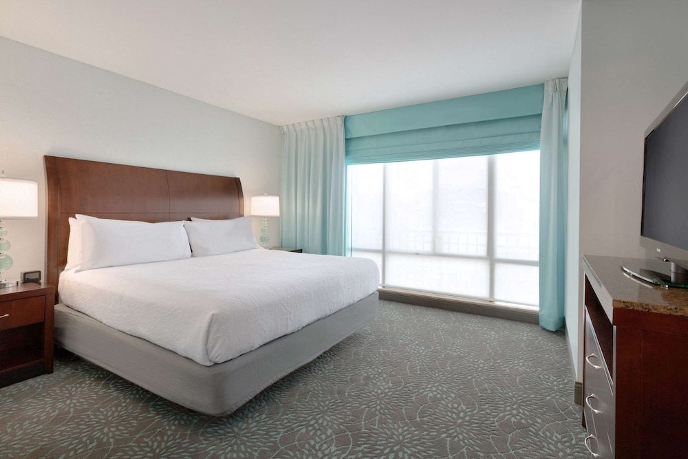 One Bedroom Suite, One King Bed