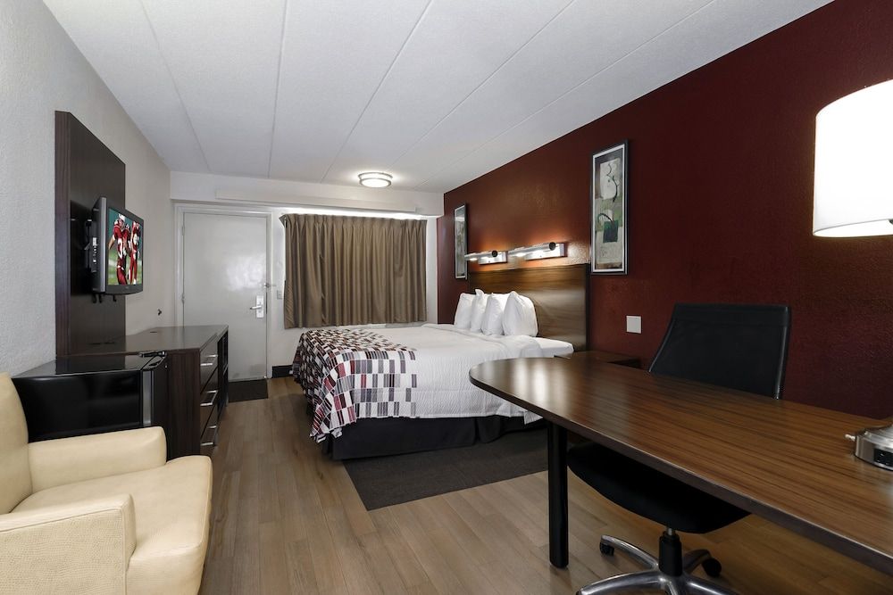 Superior Room, 1 King Bed (Smoke Free)