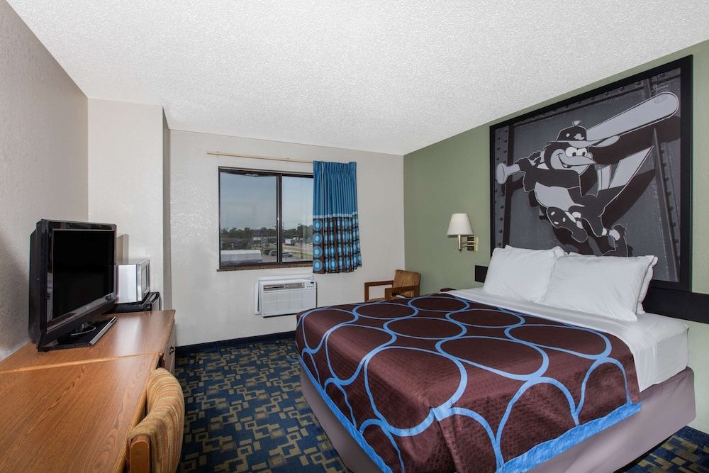 Room, 1 Queen Bed, Smoking