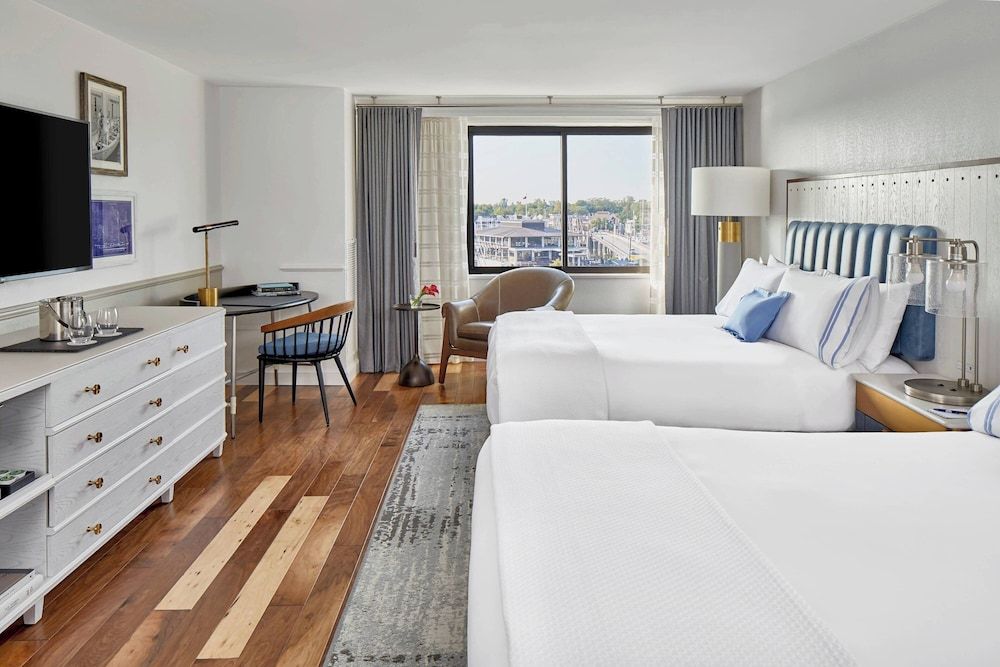 Deluxe Room, 2 Queen Beds, Non Smoking
