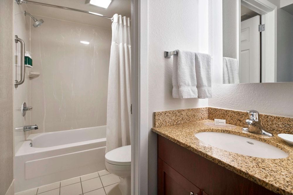 Sonesta ES Suites Annapolis Suite, Multiple Beds (Two Bedroom) 4
