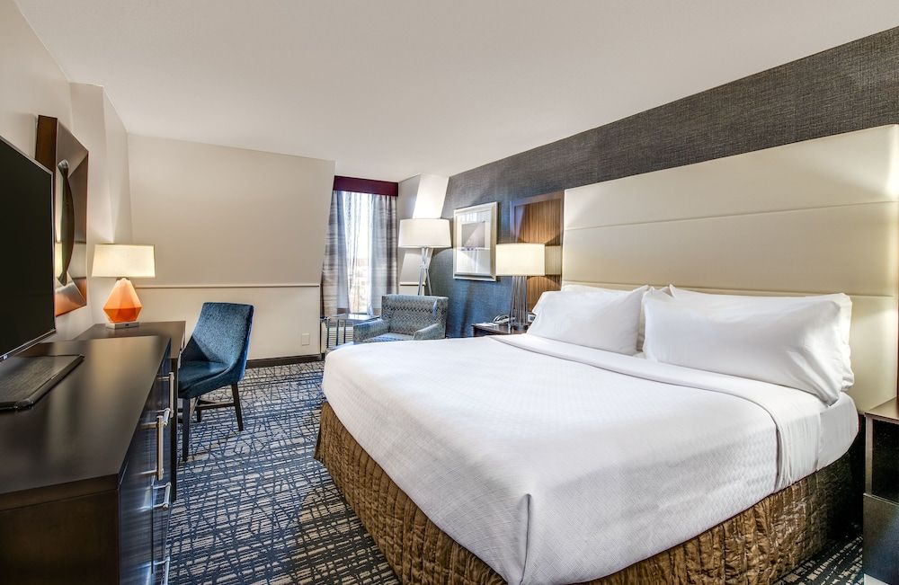 Standard Room, 1 King Bed