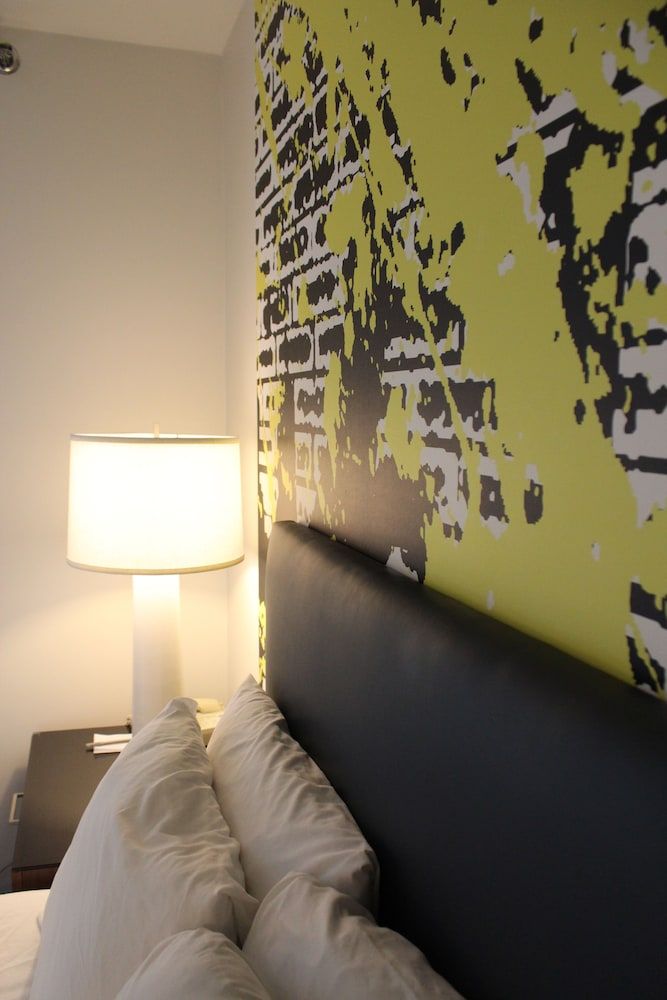 Suite, 1 Queen Bed with Sofa bed, Accessible, Non Smoking