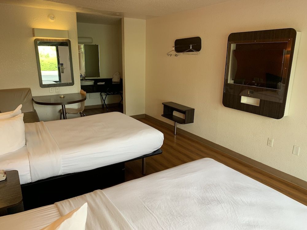 Standard Room, 2 Double Beds, Non Smoking