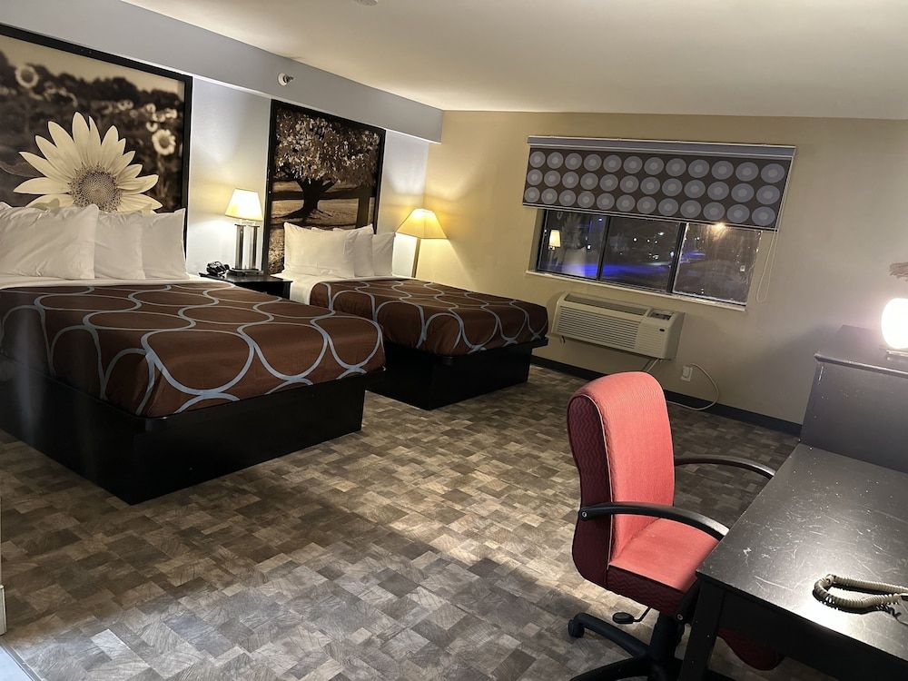 Double Room, 2 Double Beds