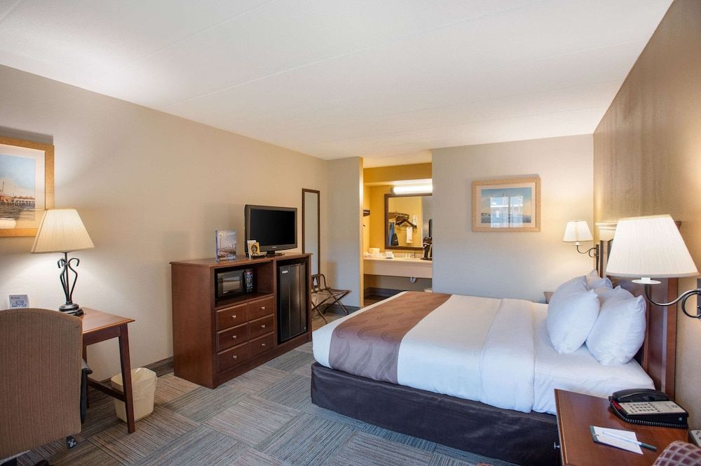 Room, 1 King Bed, Accessible, Non Smoking