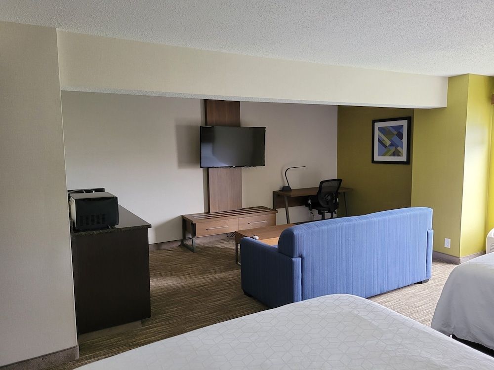Suite, 2 Queen Beds