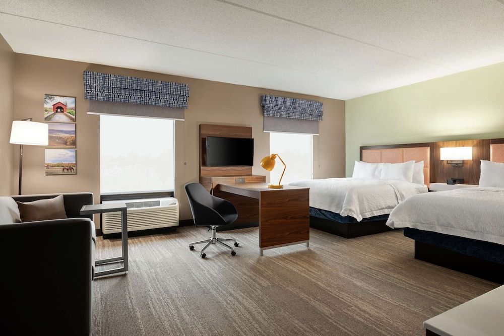 Suite, 2 Queen Beds, Accessible, Non Smoking