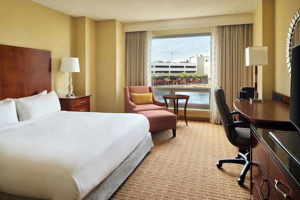Room, 1 King Bed, Non Smoking