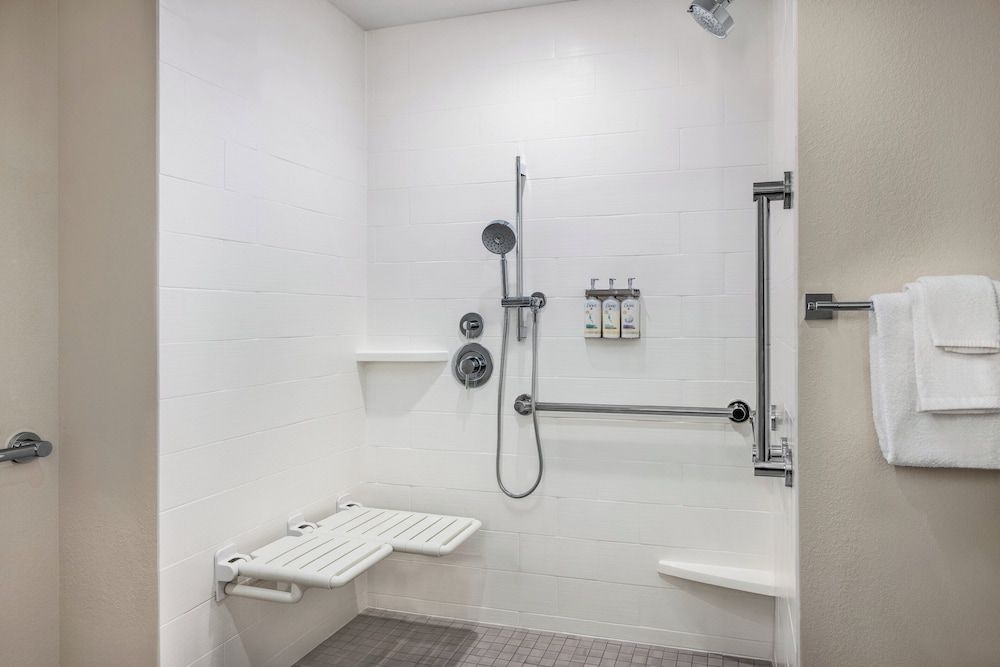 Suite, 2 Queen Beds, Accessible Bathtub (Communications, Mobility)