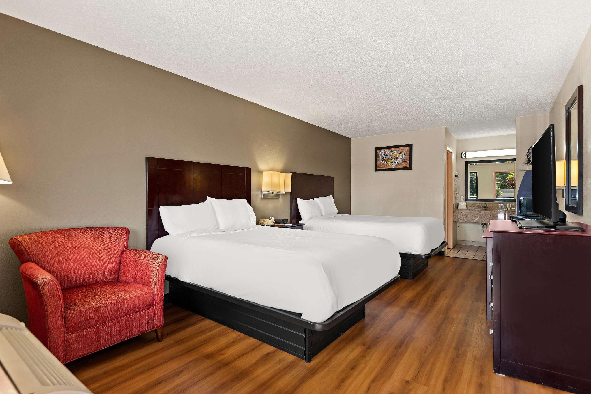 2 Double Beds Non Smoking