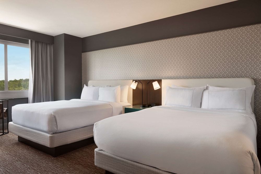 Room, 2 Queen Beds, Non Smoking