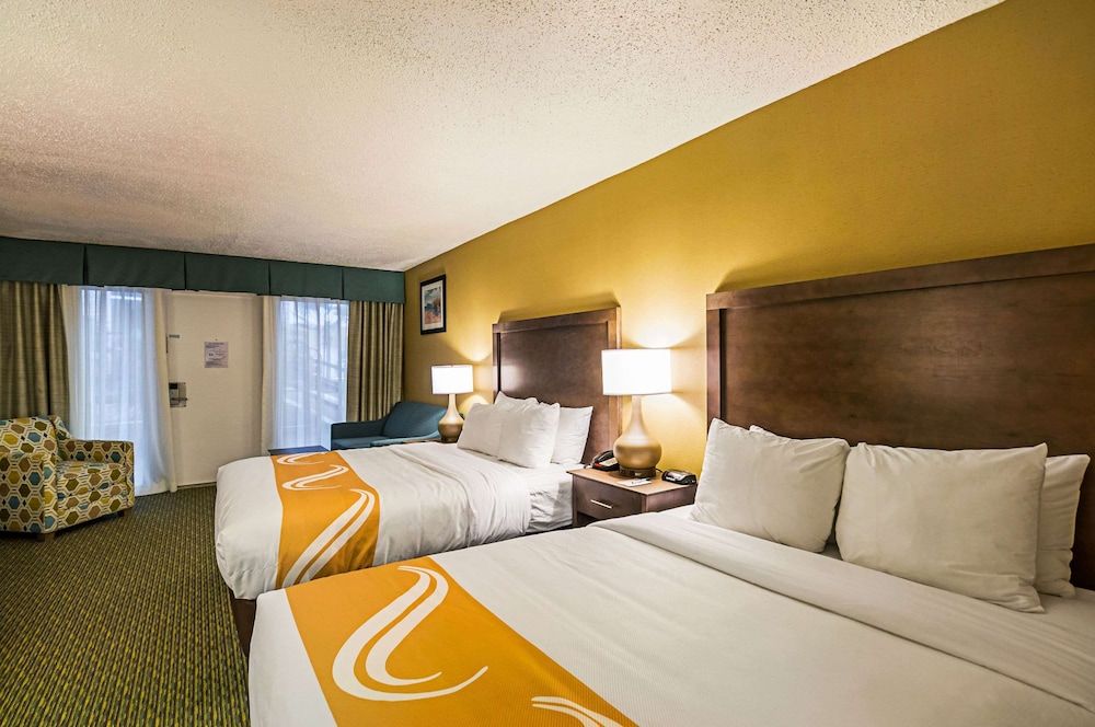 undefined Quality Inn Oceanfront