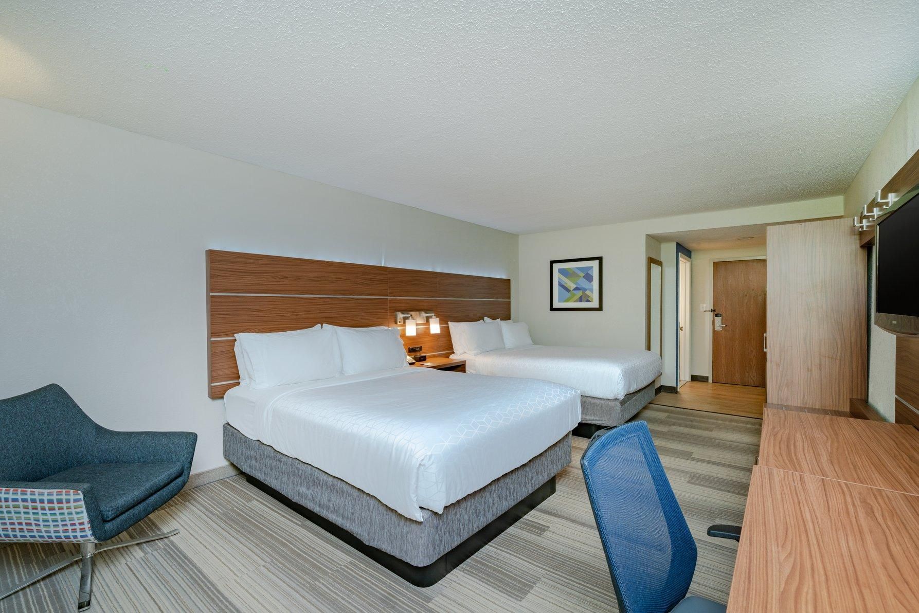 2 Double Beds Standard