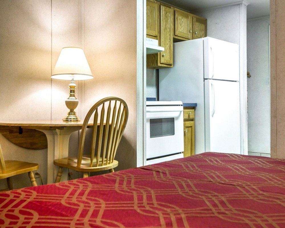 Suite, 2 Queen Beds, Non Smoking