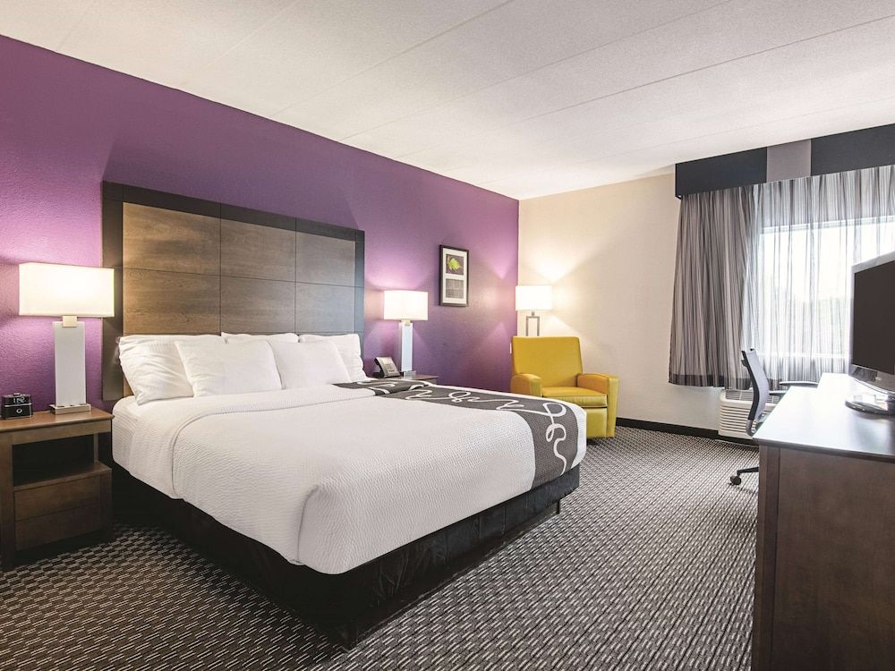 Room, 1 King Bed, Non Smoking