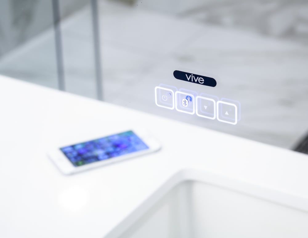 Weber's Hotel & Restaurant Deluxe Room, 1 King Bed 3