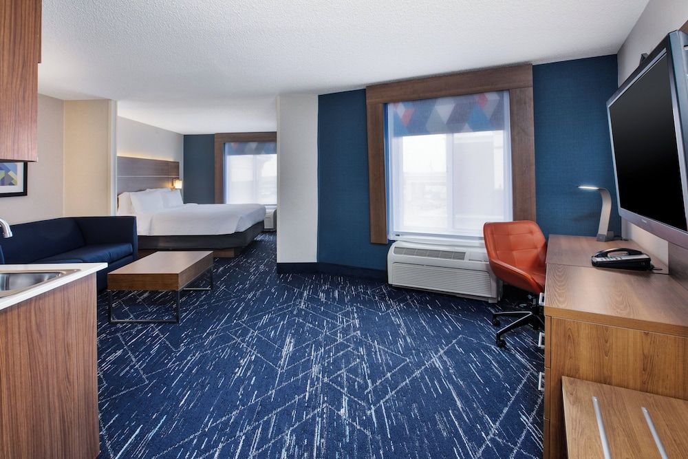 Executive Suite, 1 King Bed with Sofa bed