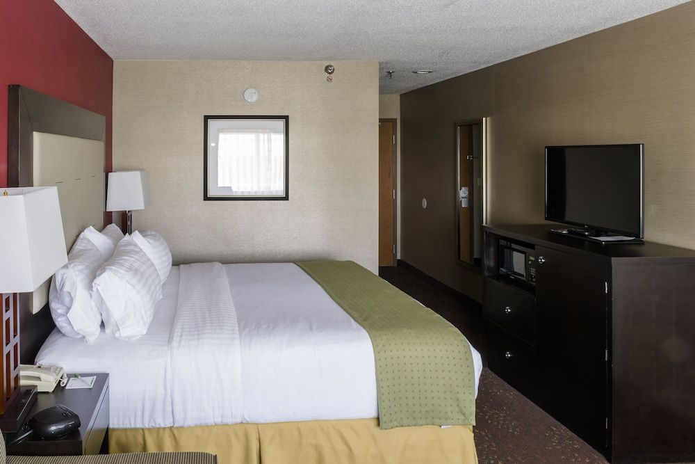 Standard Room, 1 King Bed