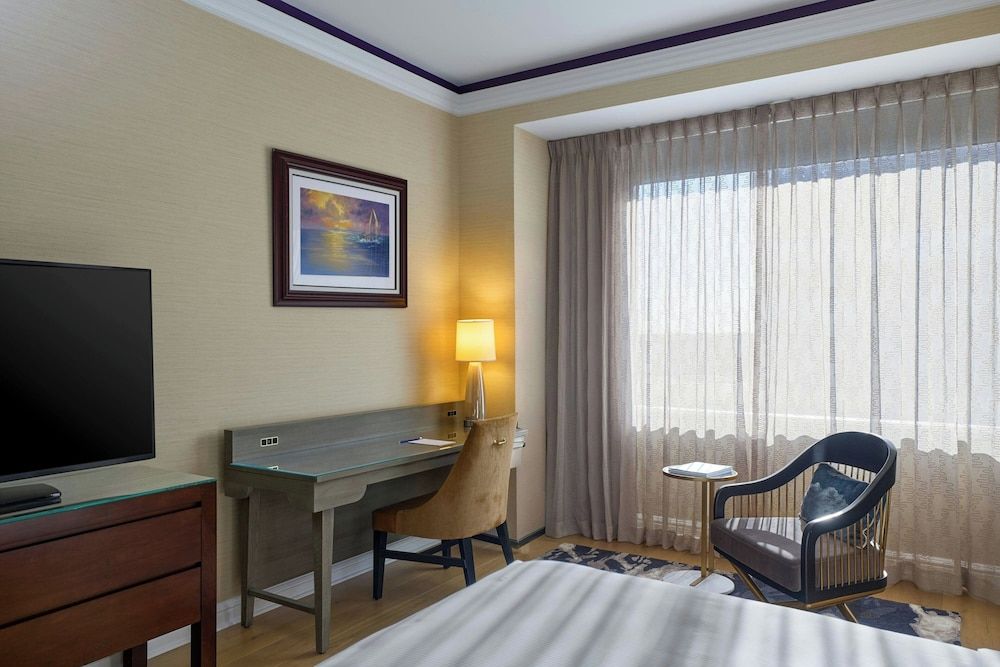 Room, 1 King Bed, Non Smoking