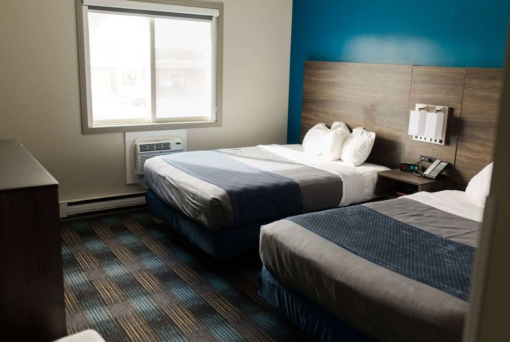 Suite, 2 Queen Beds, Non Smoking