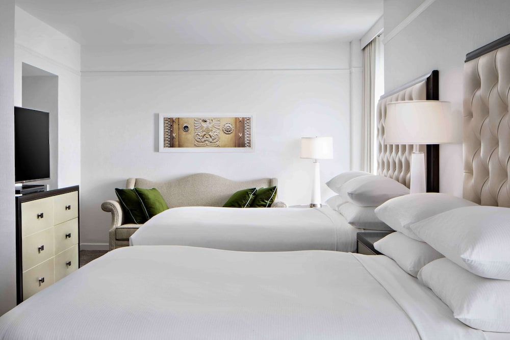 Room, 2 Queen Beds, Non Smoking