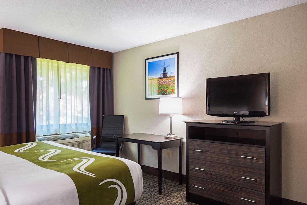 Room, 1 King Bed, Non Smoking