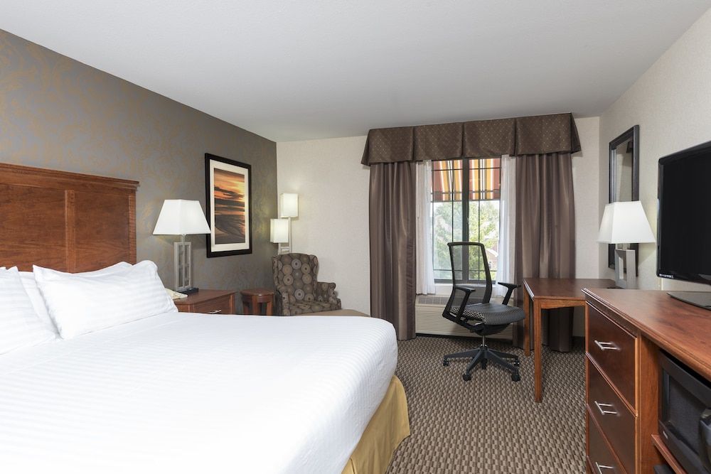 Room, 1 King Bed, Non Smoking (Leisure)