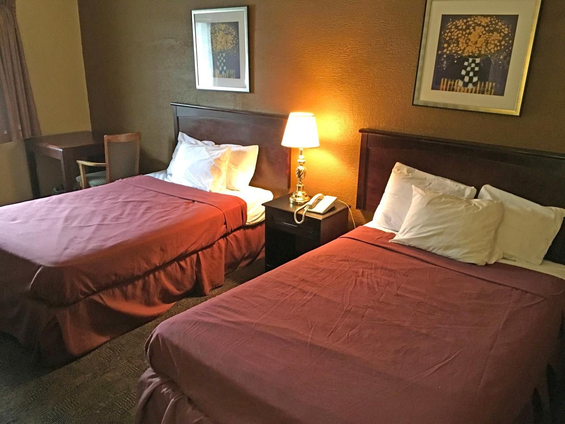 2 Double Beds Non-Smoking