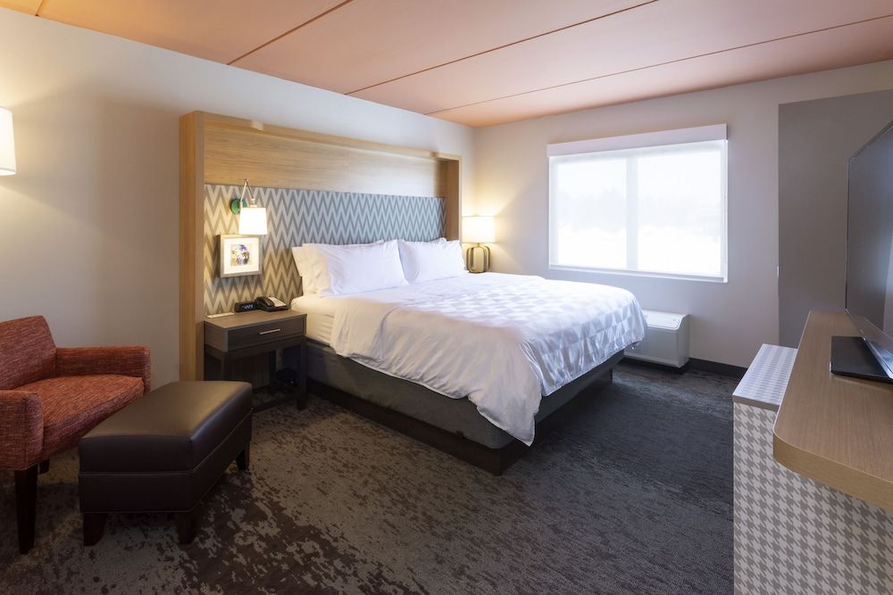 Standard Room, 1 King Bed