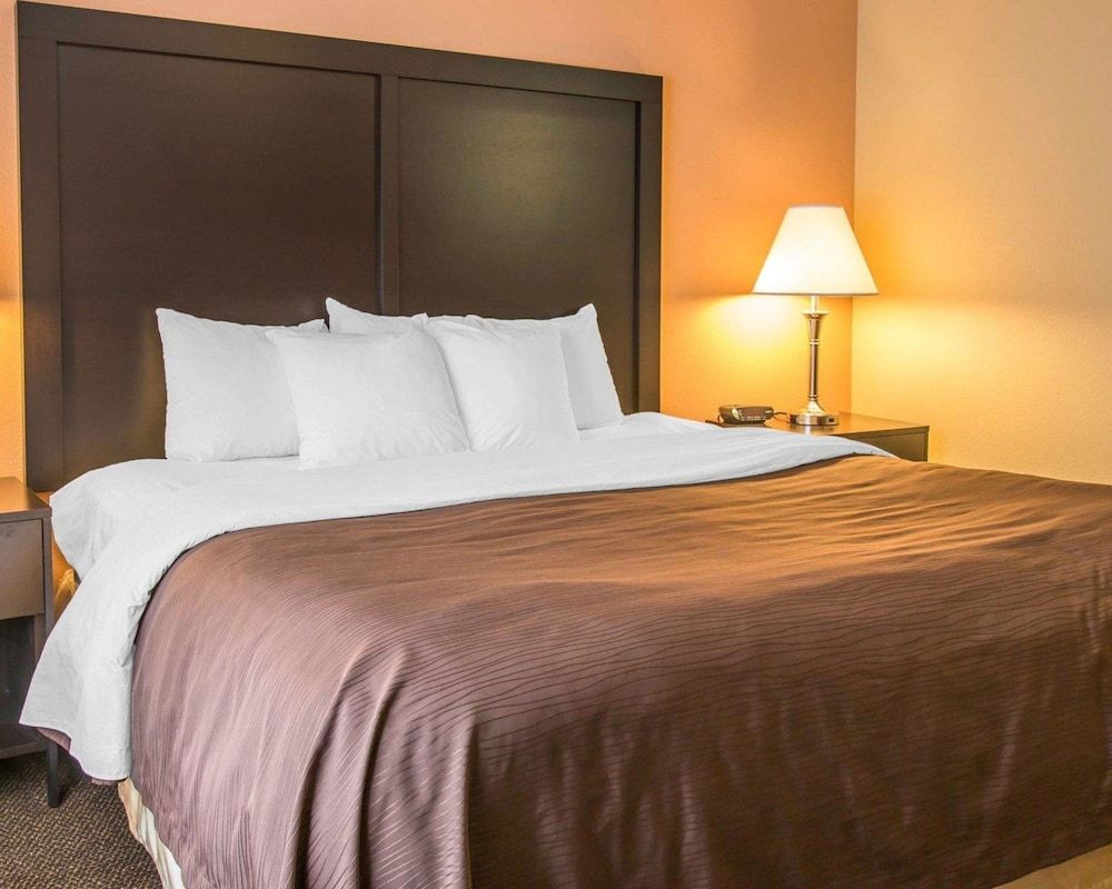 Suite, Non Smoking (1 King Bedroom)