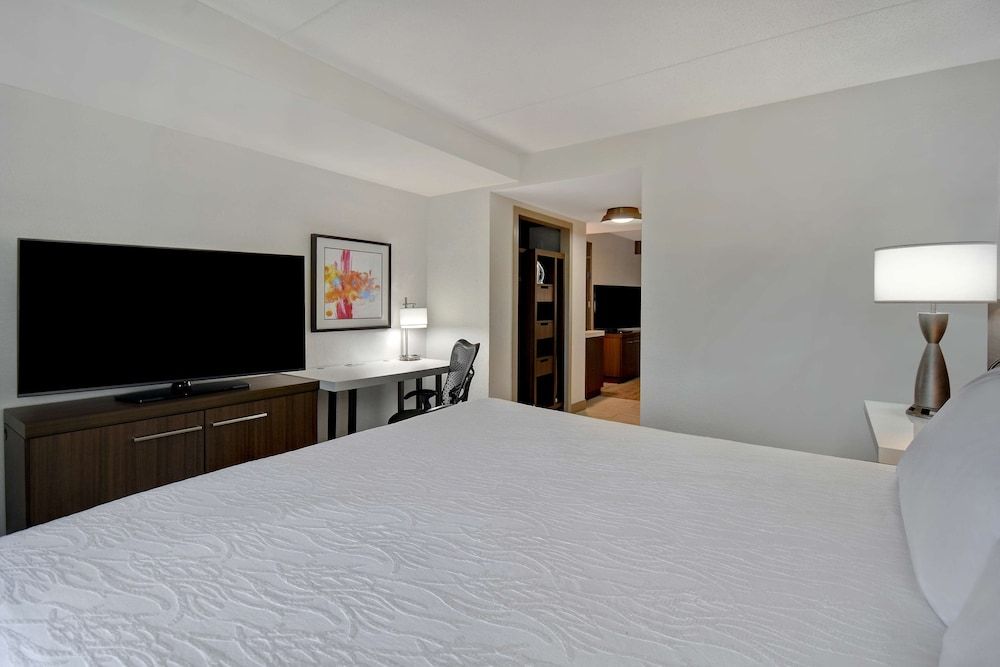 Suite, 1 Bedroom, Accessible, Bathtub