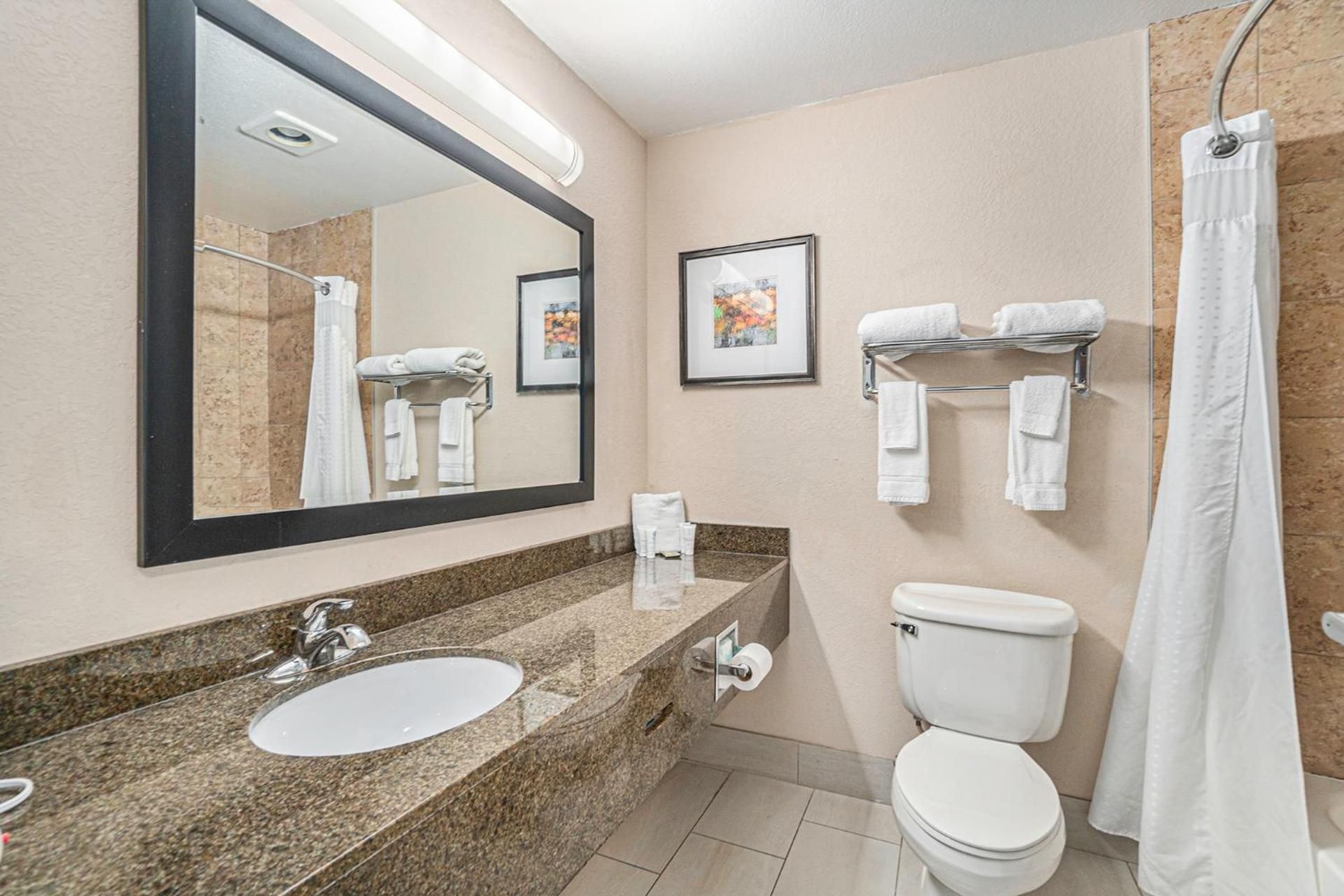 Triple Room with Whirlpool - Non Smoking