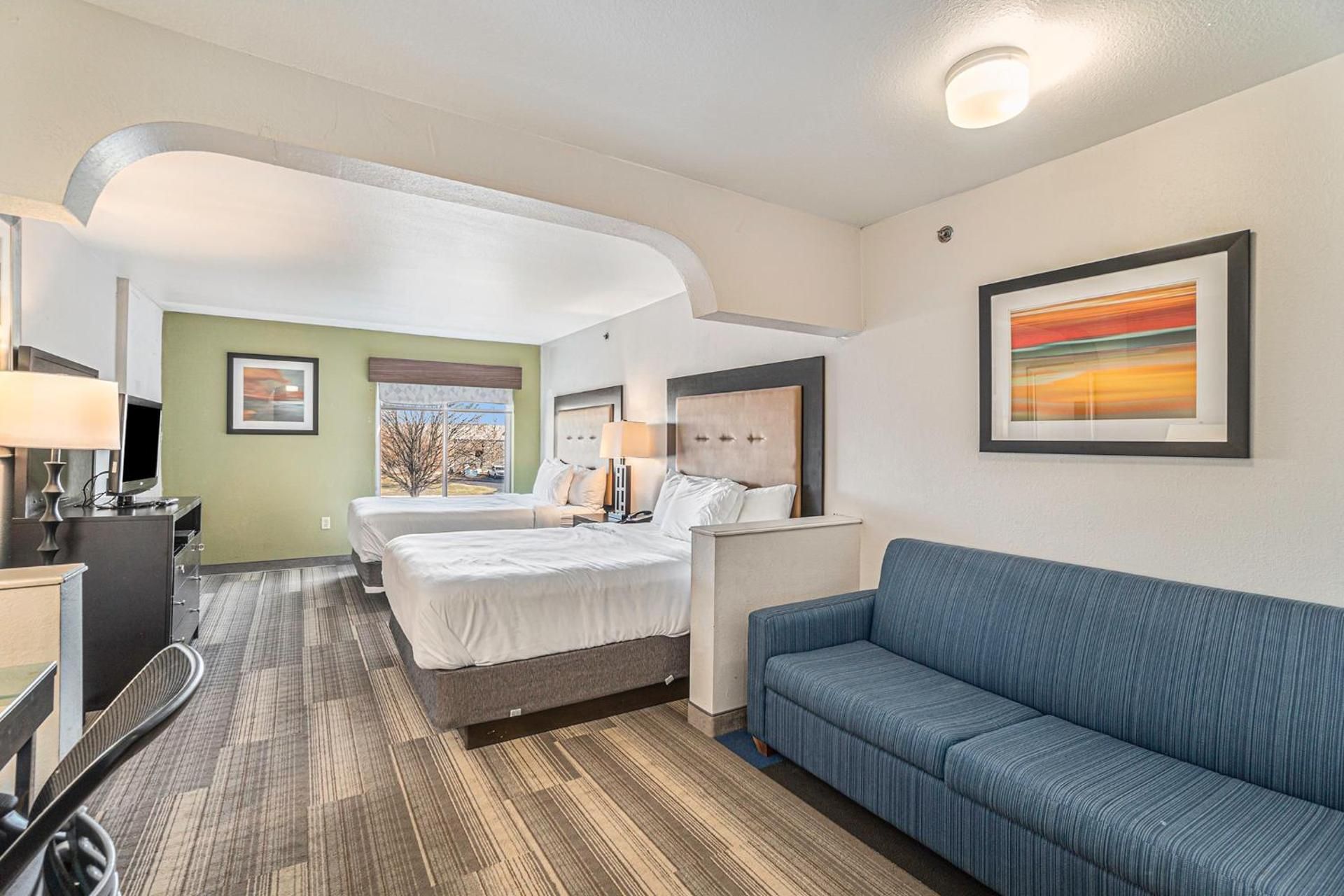 2 Queen Beds-1 Bedroom Suite-Non Smoking