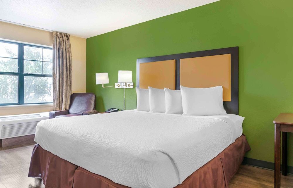 Extended Stay America Select Suites Detroit Sterling Heights
