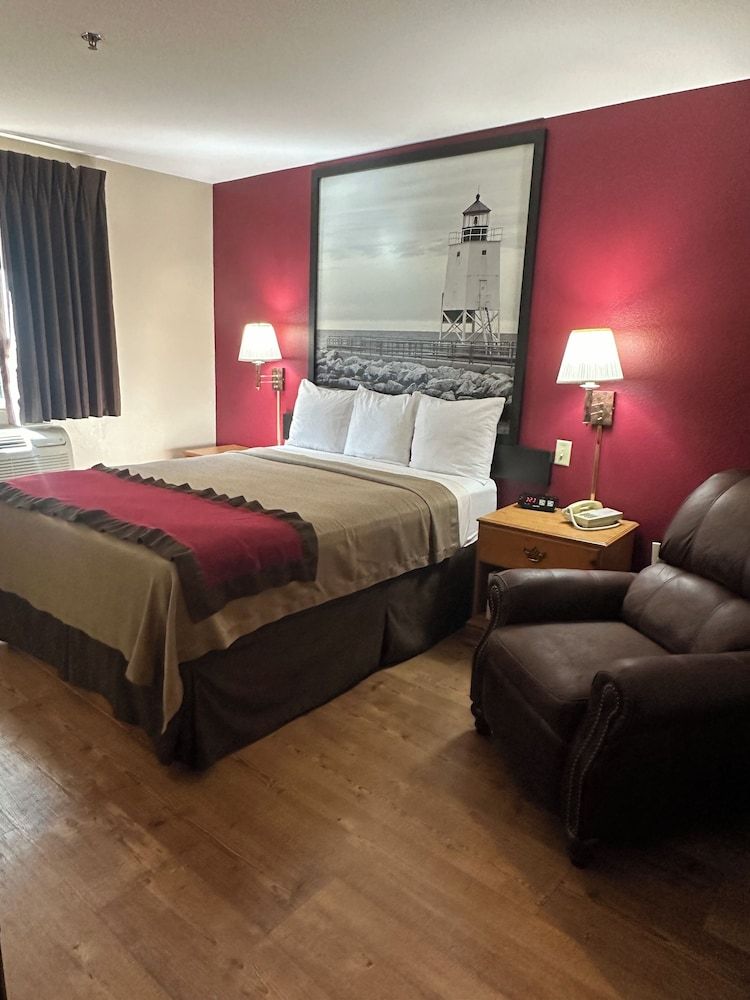 Room, 1 Queen Bed, Accessible, Non Smoking (Dog-friendly)