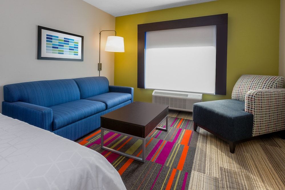 Suite, Multiple Beds