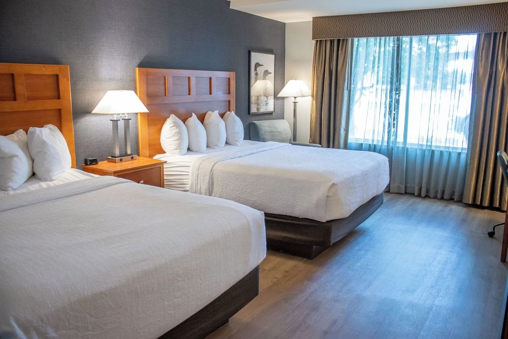 Room, 2 Queen Beds, Non Smoking