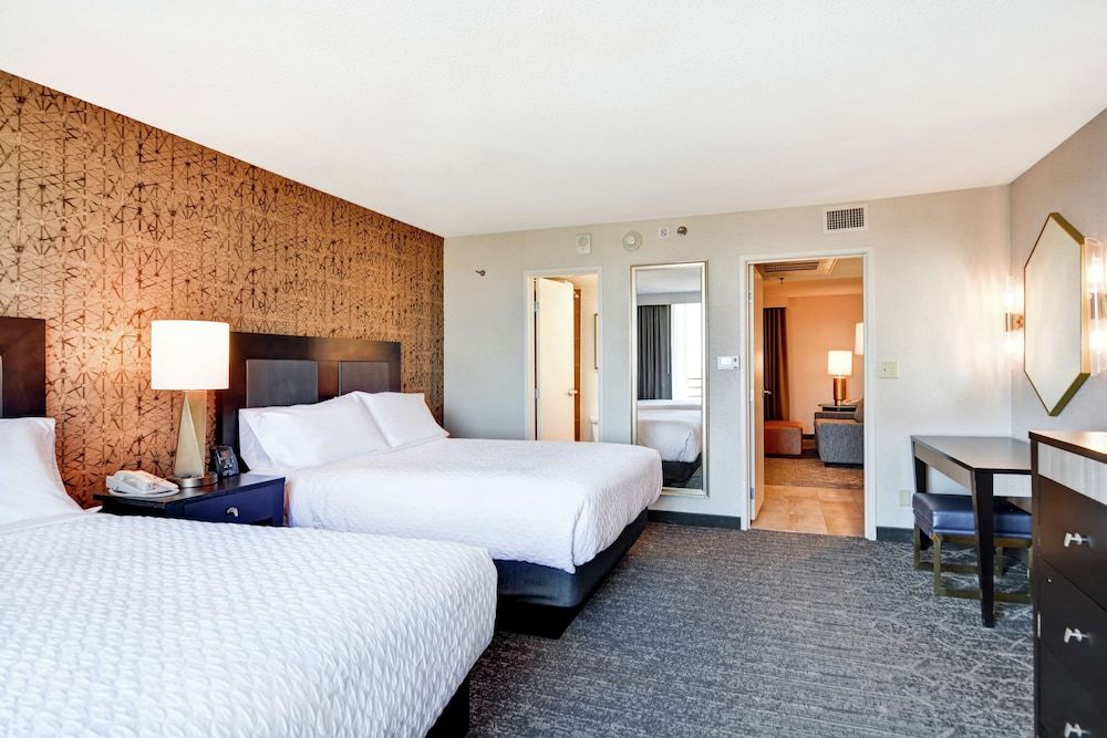 Suite, 2 Queen Beds, Accessible (Roll-In Shower)