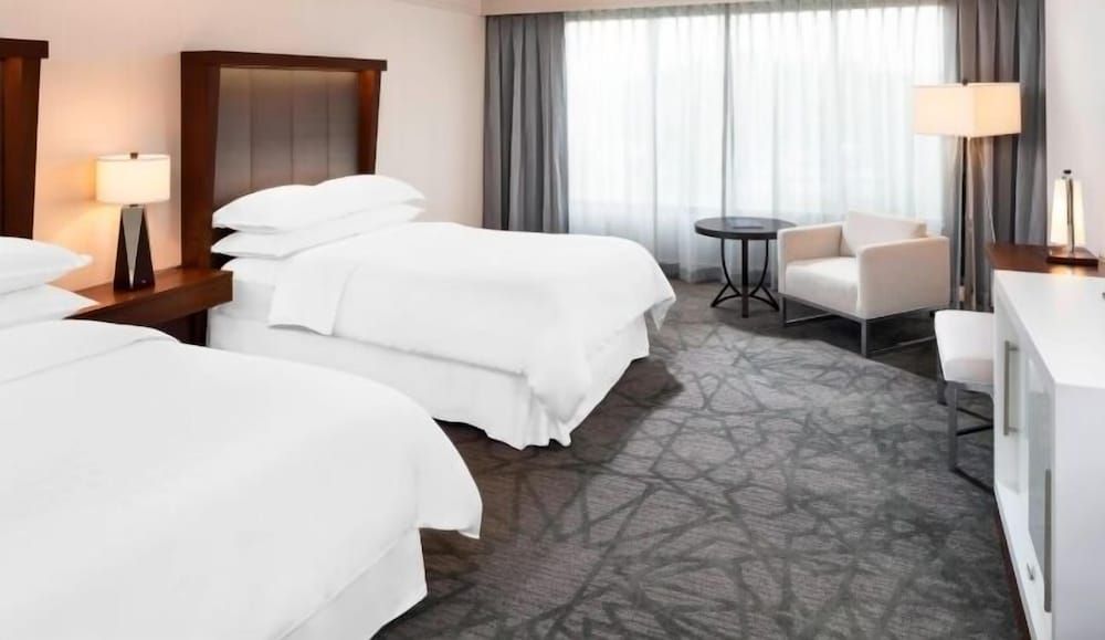Sheraton Bloomington Hotel