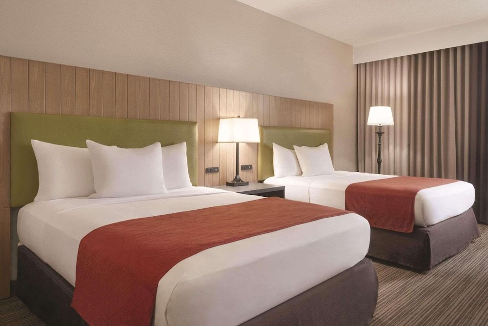 Room, 2 Queen Beds, Non Smoking