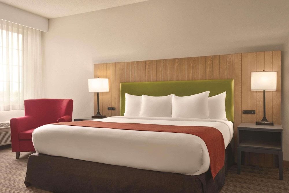 Premium Studio Suite, 1 King Bed, Non Smoking
